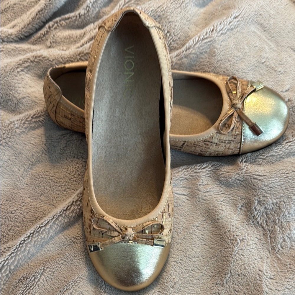 Vionic Gold and Cork Flats with Bow Detail